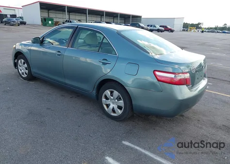 2007 Toyota Camry Le z USA, uszkodzony, nr VIN 4T1BE46K17U608070